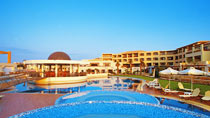 Minoa Palace Resort & Spa - för barnfamiljer som vill ha det lilla extra.