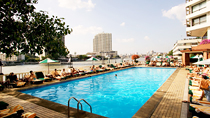 Royal Orchid Sheraton - ett av våra omtyckta romantiska hotell.