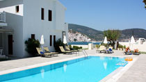 Skopelos Village Residence - garanterat barnfritt.