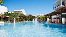Peridis Family Resort - familjehotell med bra barnrabatter.