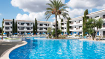 Cala Azul Garden - familjehotell med bra barnrabatter.