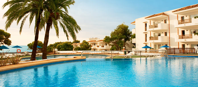 Barnvänliga hotell Cala Azul Park.