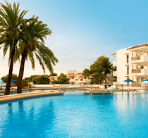 Barnvänliga hotell Cala Azul Park.