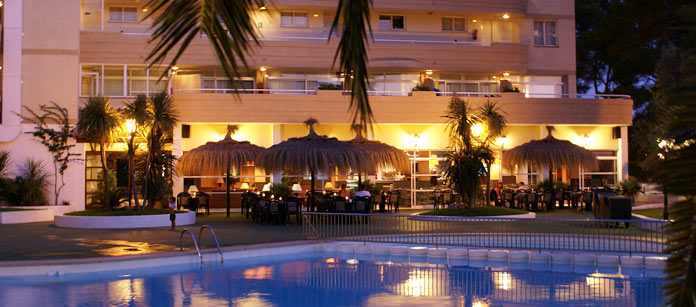 Hotell Lagoon Center Apartaments - familjehotell med bra barnrabatter.
