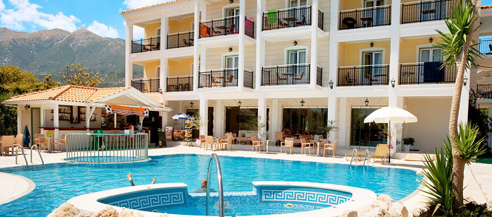 Hotell Royal Nidri - familjehotell med bra barnrabatter.