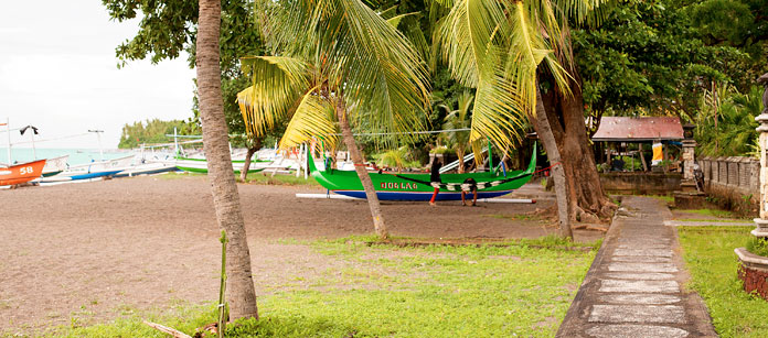 Resor till Lovina Beach